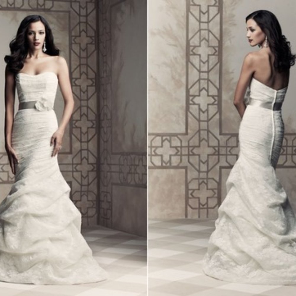 Paloma Blanca Wedding Dress